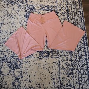 NWT Chic Blush Wide Leg Trousers